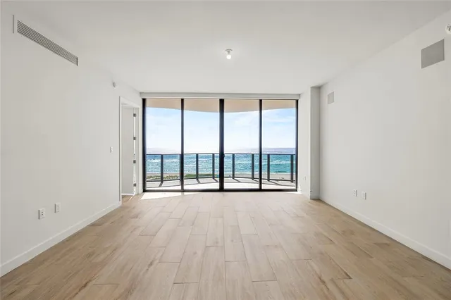 $2,575,000 | 900 North Ocean Boulevard, Unit 505, Pompano Beach, FL 33062