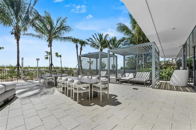 $2,575,000 | 900 North Ocean Boulevard, Unit 505, Pompano Beach, FL 33062