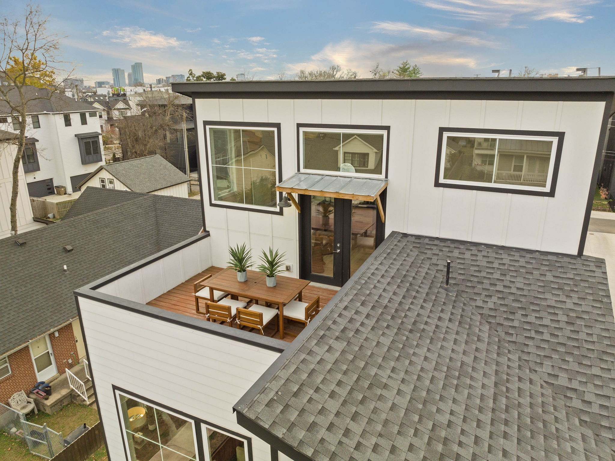 1403 10th Avenue North, Unit A Nashville, TN 37208 - Photo 50 of 53 a living room with a couch