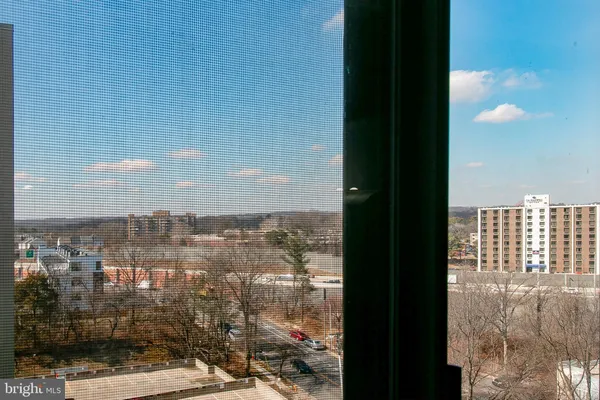 $273,900 | 6300 Stevenson Avenue, Unit 1018, Alexandria, VA 22304
