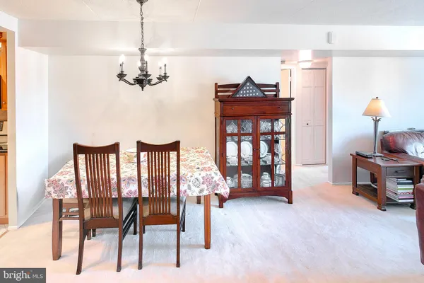 $273,900 | 6300 Stevenson Avenue, Unit 1018, Alexandria, VA 22304
