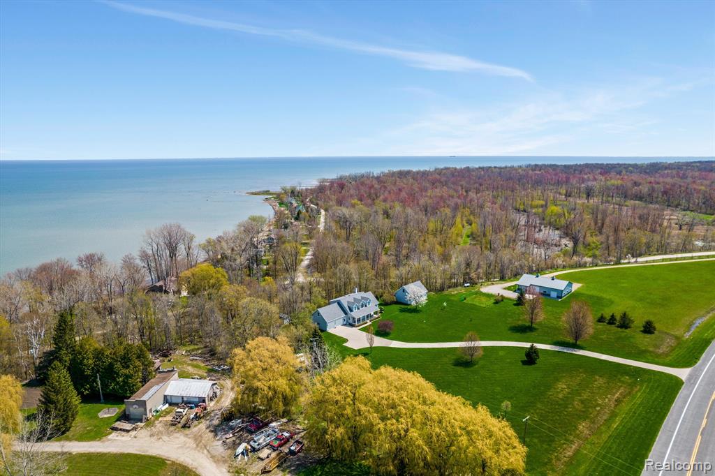 6880 North Lakeshore Road Port Hope, MI 48468 - Photo 2 of 4