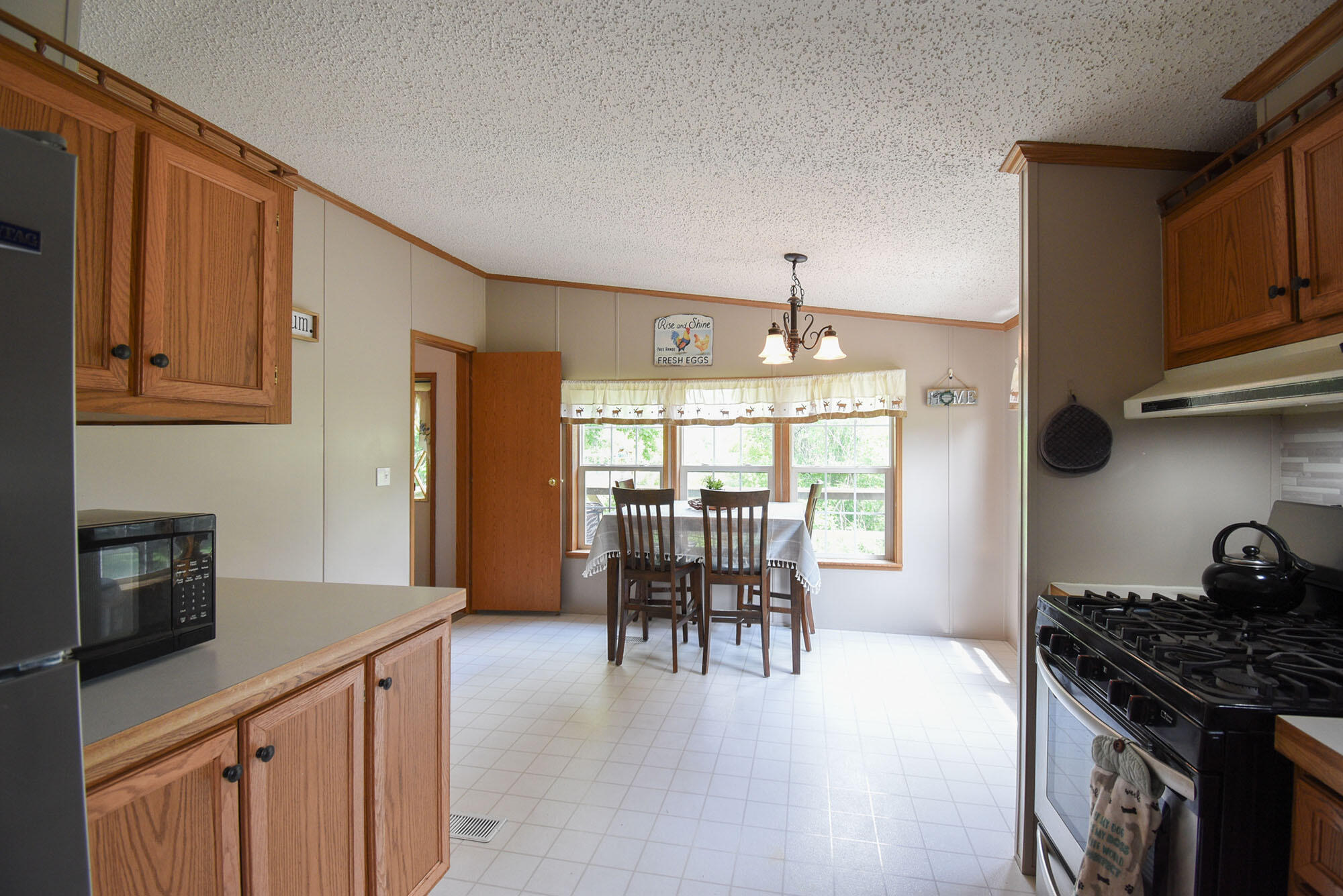 9570 West Pleasant Valley Road Blanchard, MI 49310 - Photo 11 of 44 DSC_0040Rs