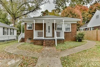 $1,395 | 306 Plymouth Avenue, Charlotte, NC 28206
