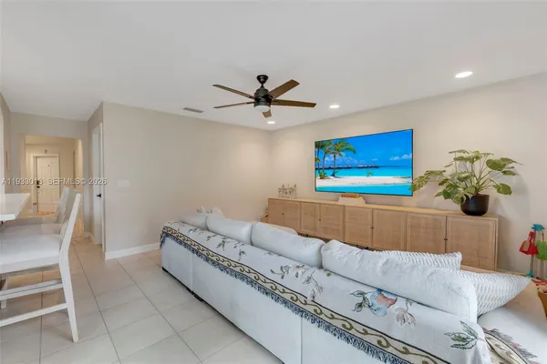 $4,500 | 1583 Eastlake Way, Weston, FL 33326