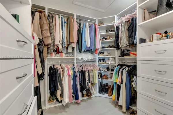 $4,500 | 1583 Eastlake Way, Weston, FL 33326