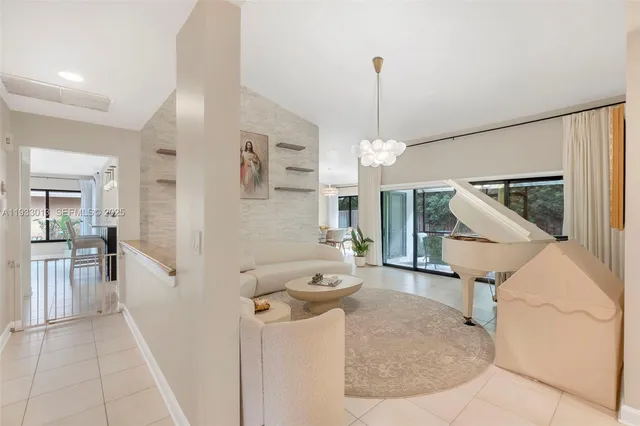 $7,000 | 1583 Eastlake Way, Weston, FL 33326