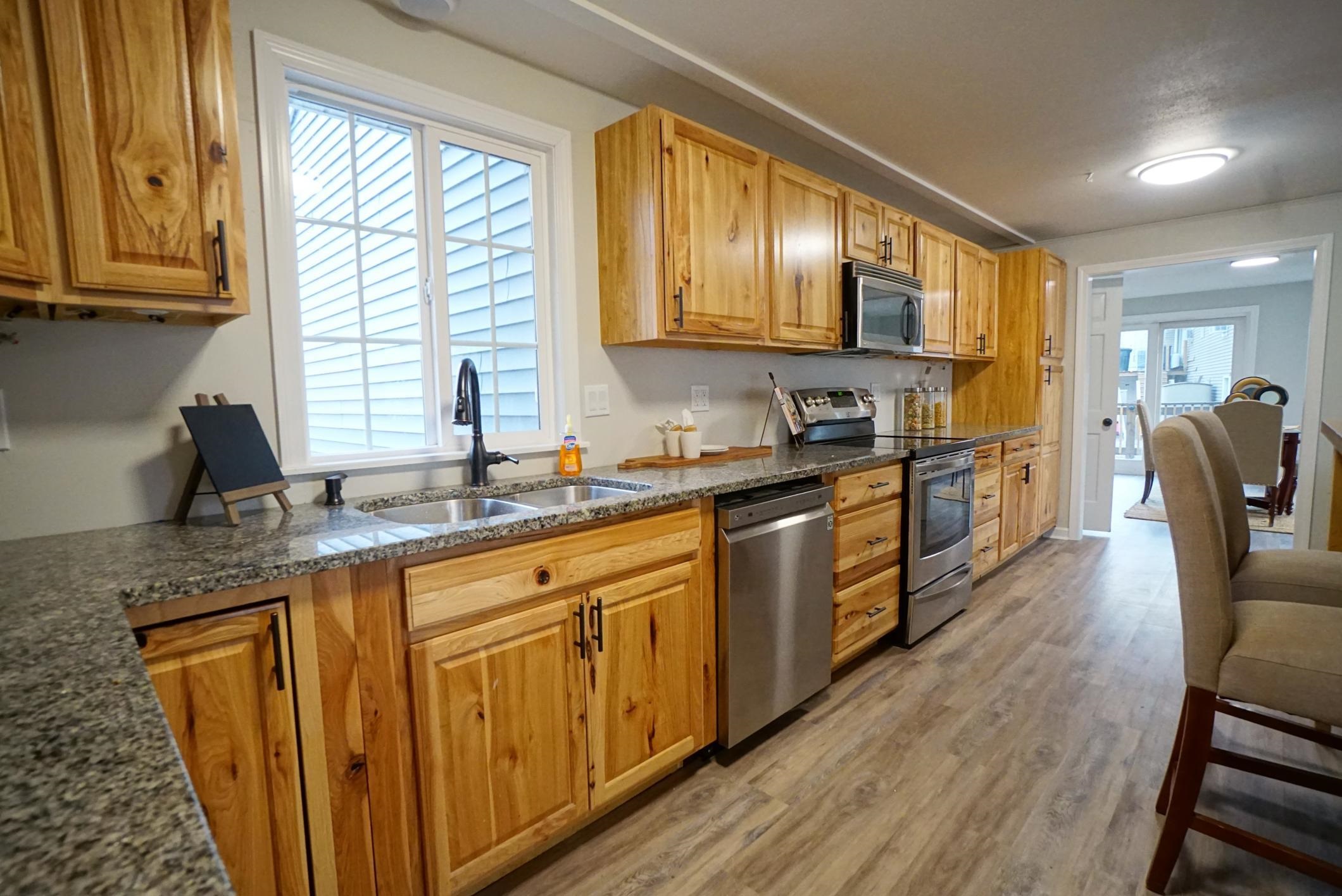 43 Joseph Road Salem, NH 03079 - Photo 16 of 39 Gallery Image 16