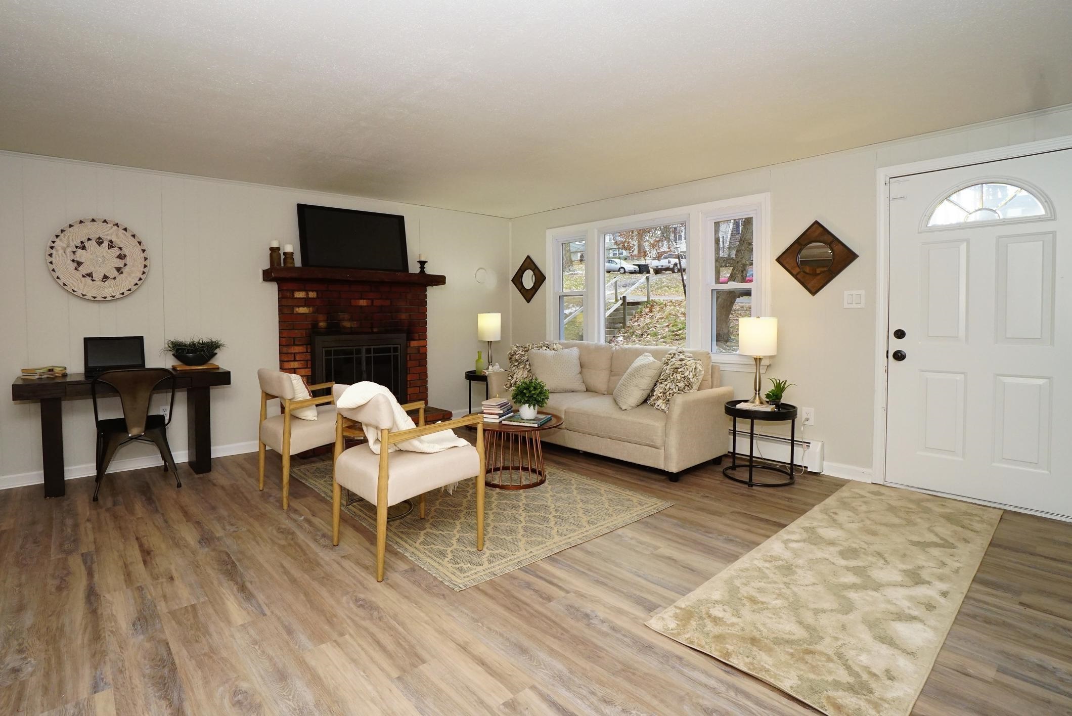 43 Joseph Road Salem, NH 03079 - Photo 6 of 39 Gallery Image 6