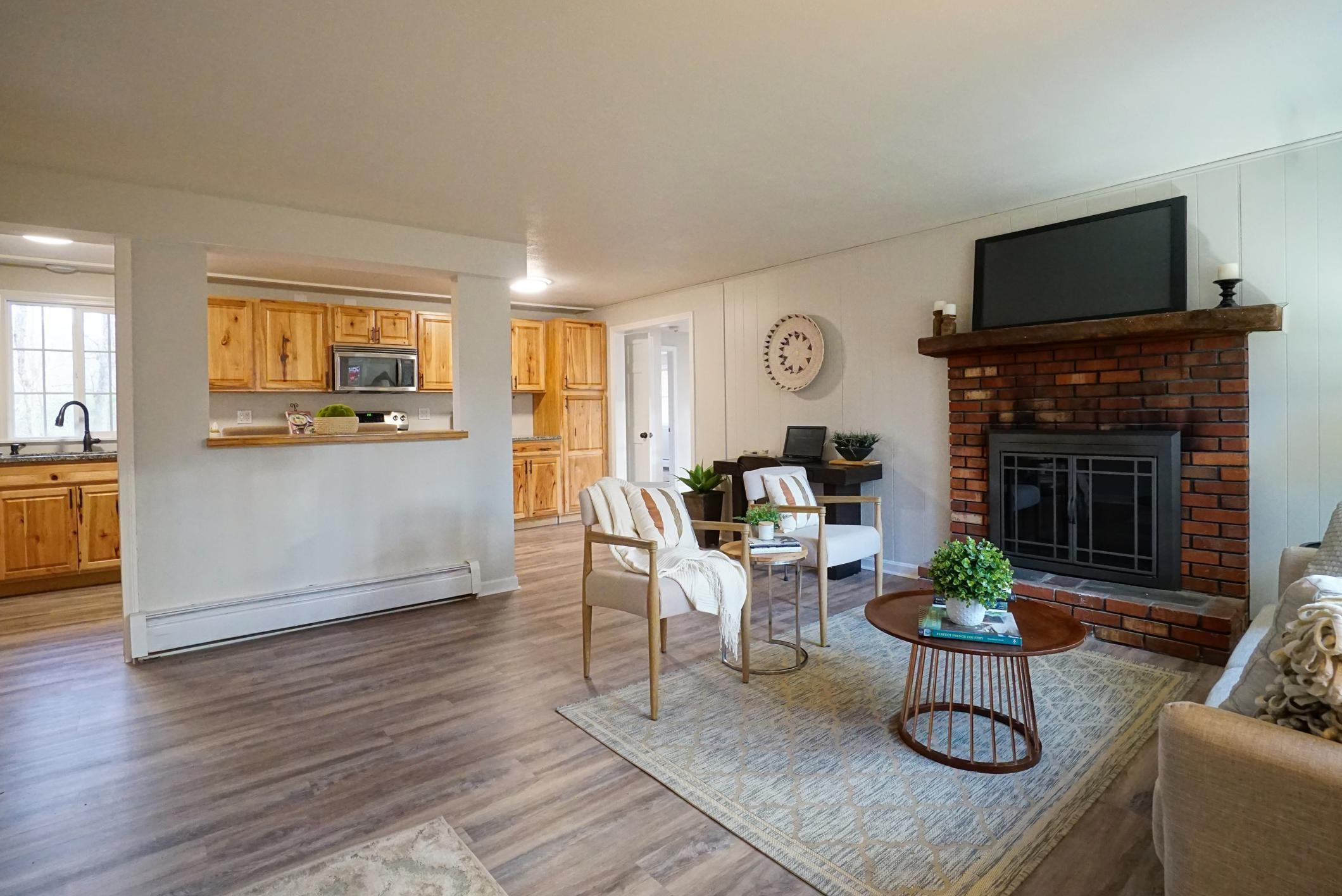 43 Joseph Road Salem, NH 03079 - Photo 10 of 39 Gallery Image 10