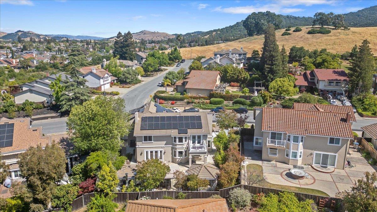 1141 Valley Quail Circle San Jose, CA 95120 - Photo 7 of 49