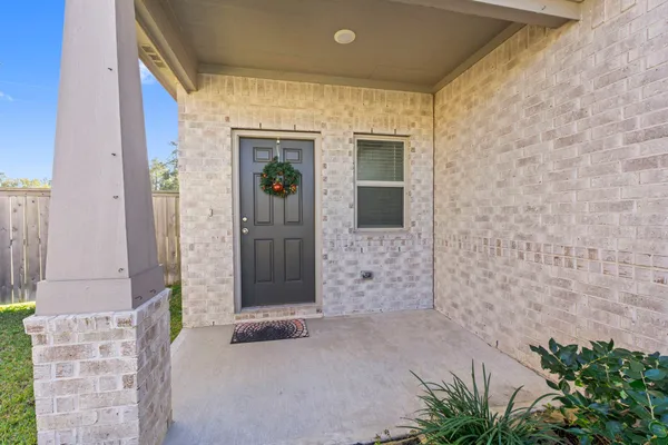 $1,800 | 14502 Rustic Birch Drive, Conroe, TX 77302