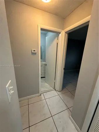 $2,000 | 10902 Southwest 2nd Street, Unit 4F, Sweetwater, FL 33174