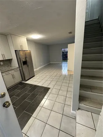 $2,000 | 10902 Southwest 2nd Street, Unit 4F, Sweetwater, FL 33174