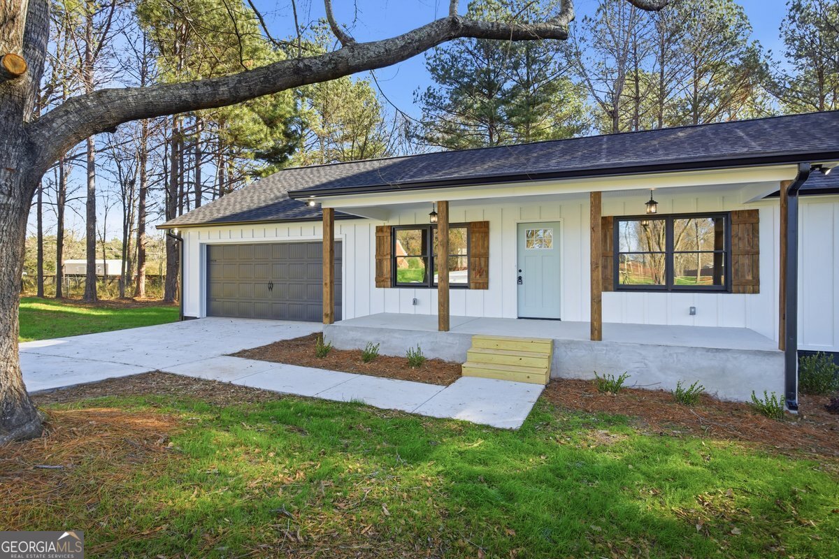 930 Wynn Road McDonough, GA 30252 - Photo 3 of 35