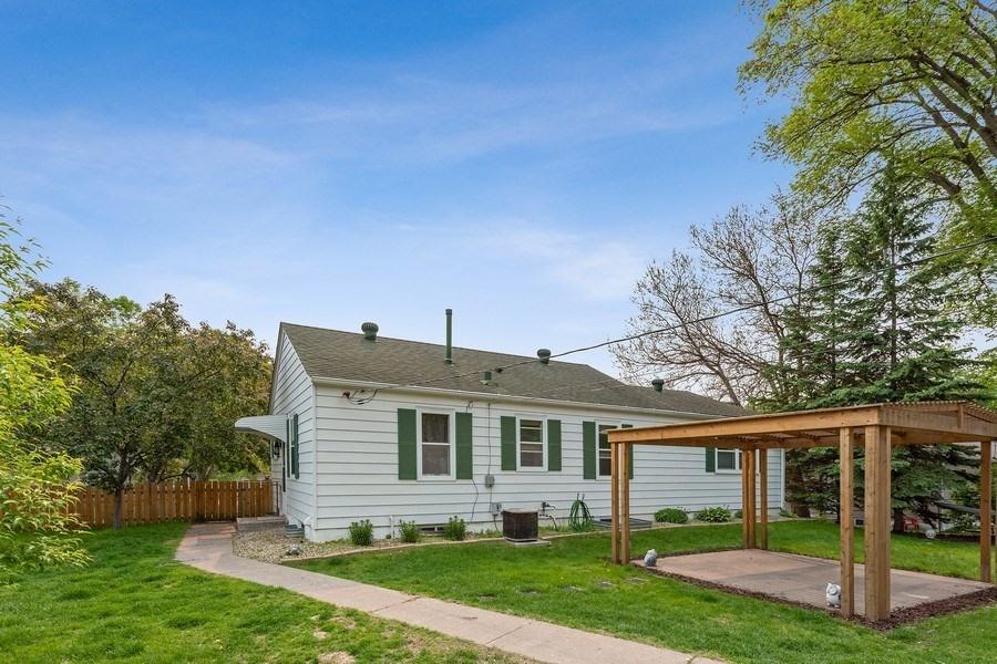 4638 3rd Street Northeast Fridley, MN 55421 - Photo 4 of 25