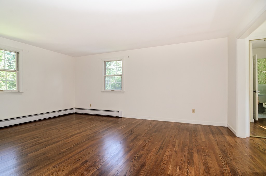 2 Lowell Road Wellesley, MA 02481 - Photo 11 of 20 Gallery Image 11