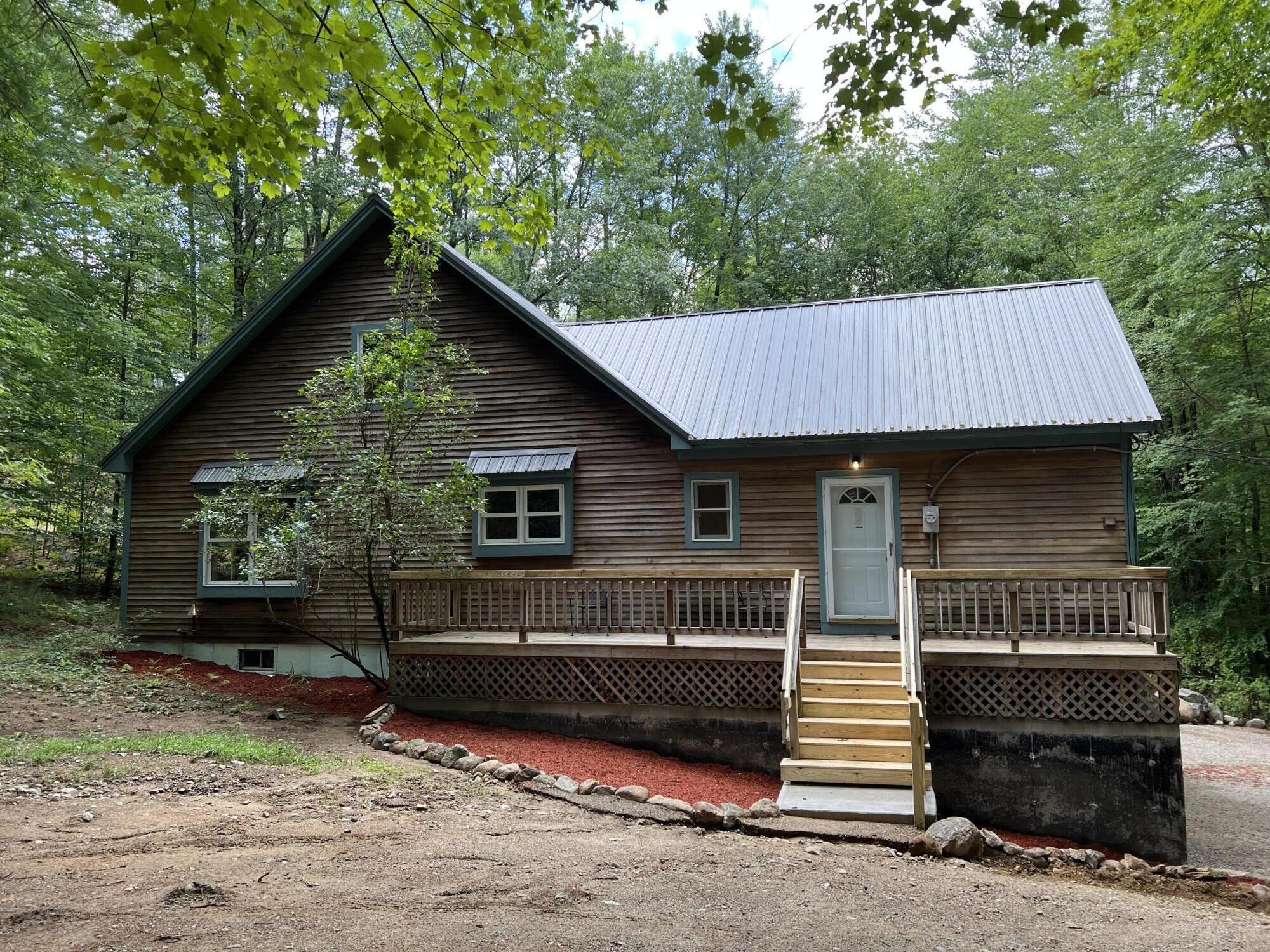 217 Railroad Avenue Springvale, ME 04083 - Photo 2 of 49 IMG-9984