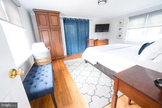 $1,899,000 | 6 West 11th Street, Barnegat Light, NJ 08006