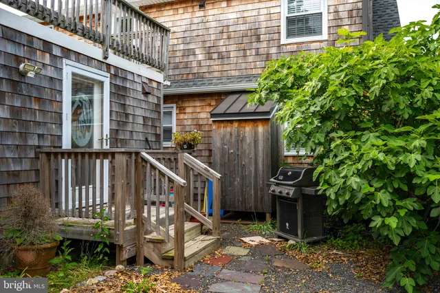 $1,899,000 | 6 West 11th Street, Barnegat Light, NJ 08006