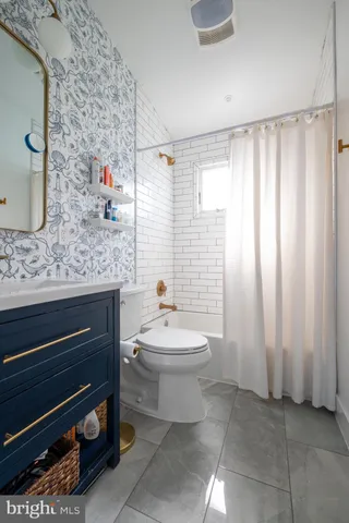 $1,899,000 | 6 West 11th Street, Barnegat Light, NJ 08006