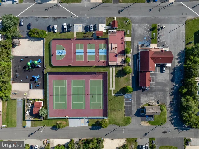 $1,899,000 | 6 West 11th Street, Barnegat Light, NJ 08006