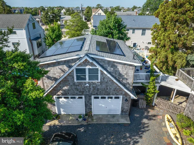$1,899,000 | 6 West 11th Street, Barnegat Light, NJ 08006