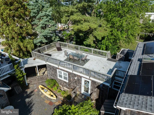$1,899,000 | 6 West 11th Street, Barnegat Light, NJ 08006