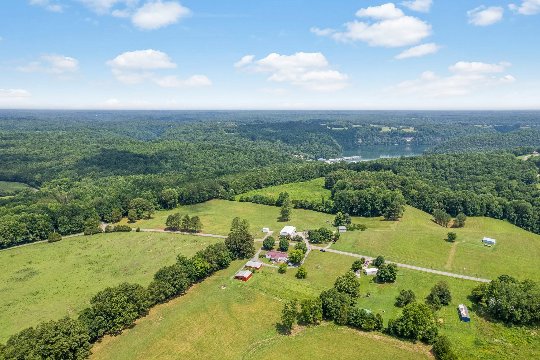 2688 Allen Bend Road Smithville, TN 37166 - Photo 14 of 37 Gallery Image 14