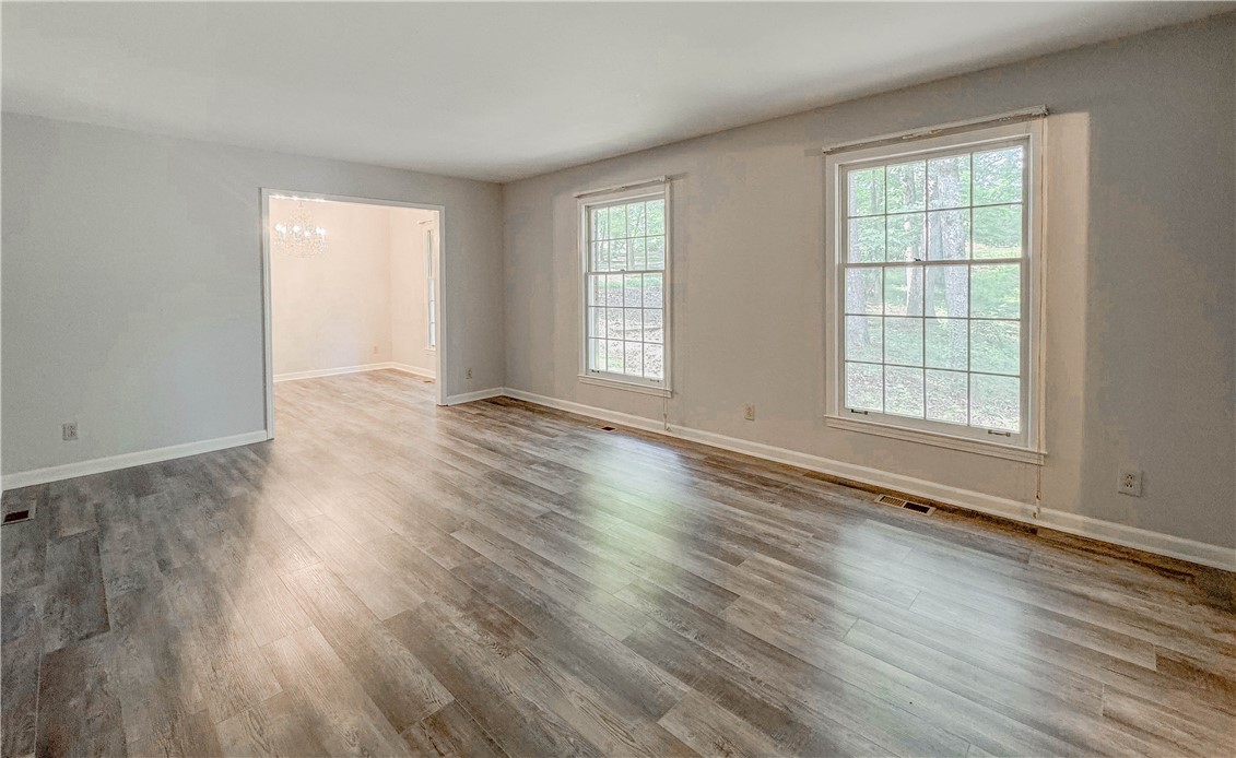 129 Rivoli Point Road Westminster, SC 29693 - Photo 9 of 50 Gallery Image 9