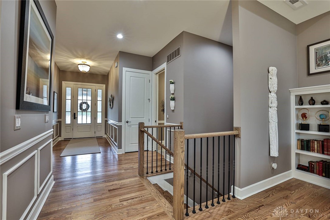 10296 Montgomery Road Cincinnati, OH 45242 - Photo 5 of 58 Gallery Image 5