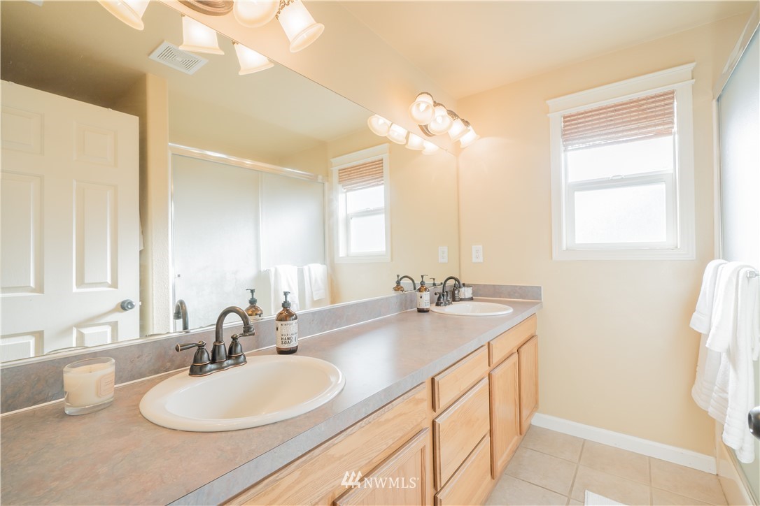 5430 Northwest Jackson Street Camas, WA 98607 - Photo 15 of 25 Gallery Image 15