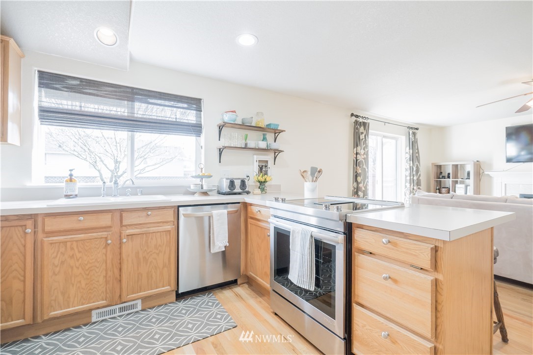 5430 Northwest Jackson Street Camas, WA 98607 - Photo 9 of 25 Gallery Image 9