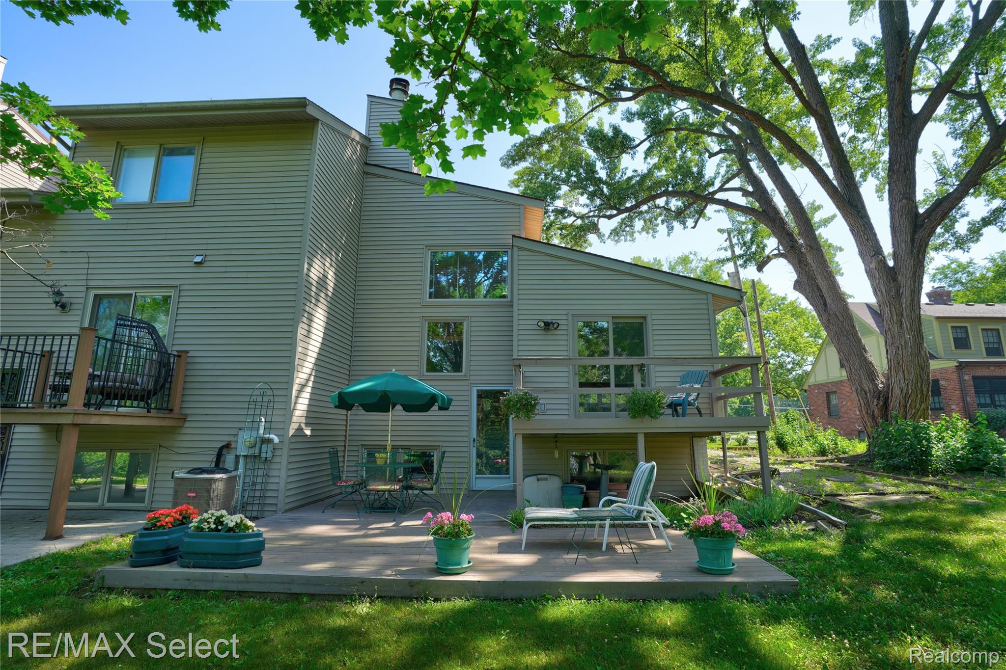 6605 Flushing Road Flushing, MI 48433 - Photo 6 of 37 6605 Flushing Rd 11.jpg
