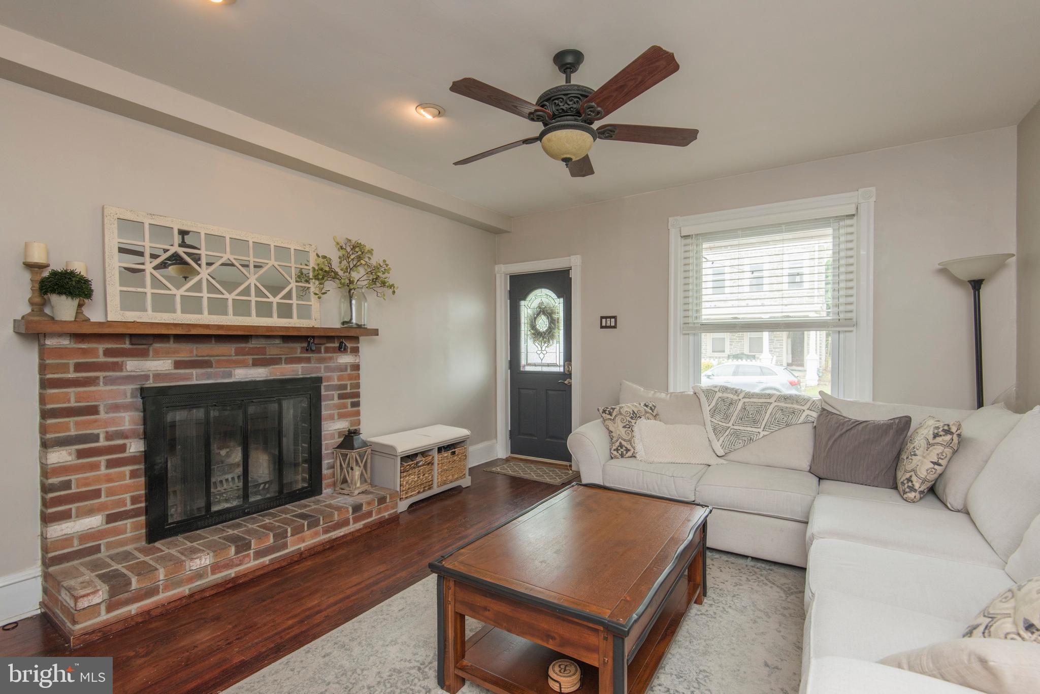 357 Lemonte Street Philadelphia, PA 19128 - Photo 9 of 44