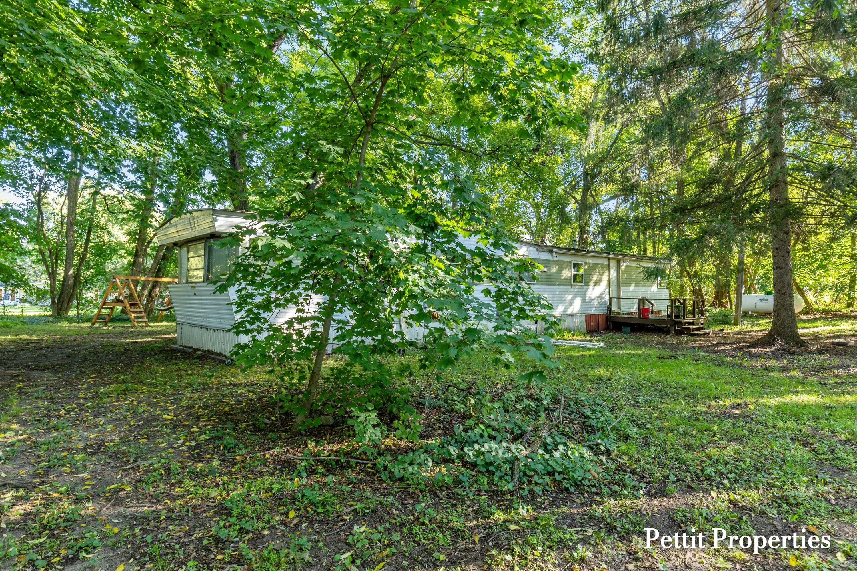 5200 Upton Road Hastings, MI 49058 - Photo 8 of 20 5200 Upton_008