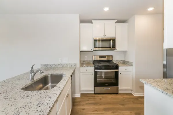 $1,890 | 425 Sunny Highlands Drive, Katy, TX 77493