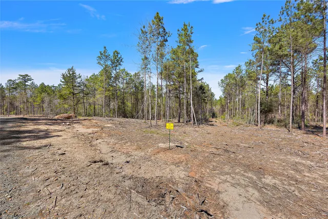 $101,989 | 340 Piney Creek Estates Road, Timpson, TX 75975