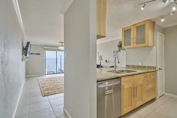 $289,000 | 801 River Road, Unit 105D, Montgomery, TX 77356