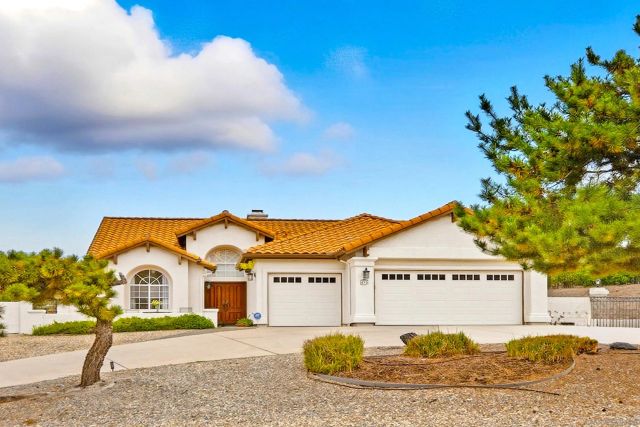 $989,000 | 470 Chestnut Roan Drive, Alpine, CA 91901