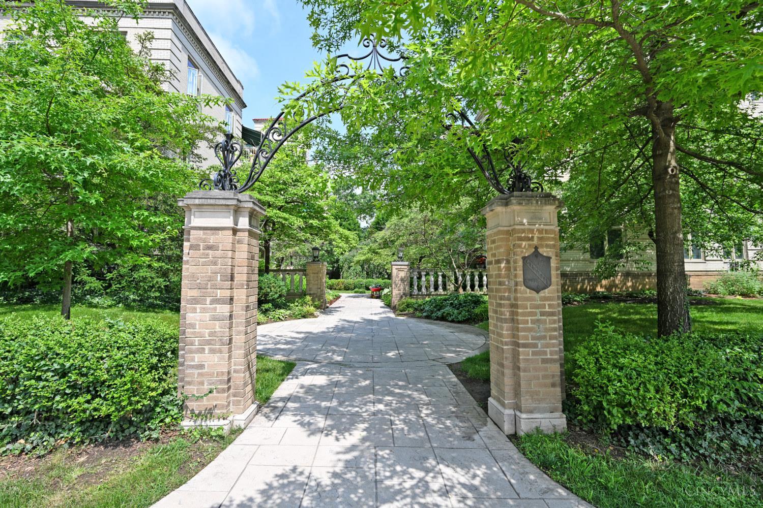 2380 Madison Road, Unit E2A Cincinnati, OH 45208 - Photo 3 of 50