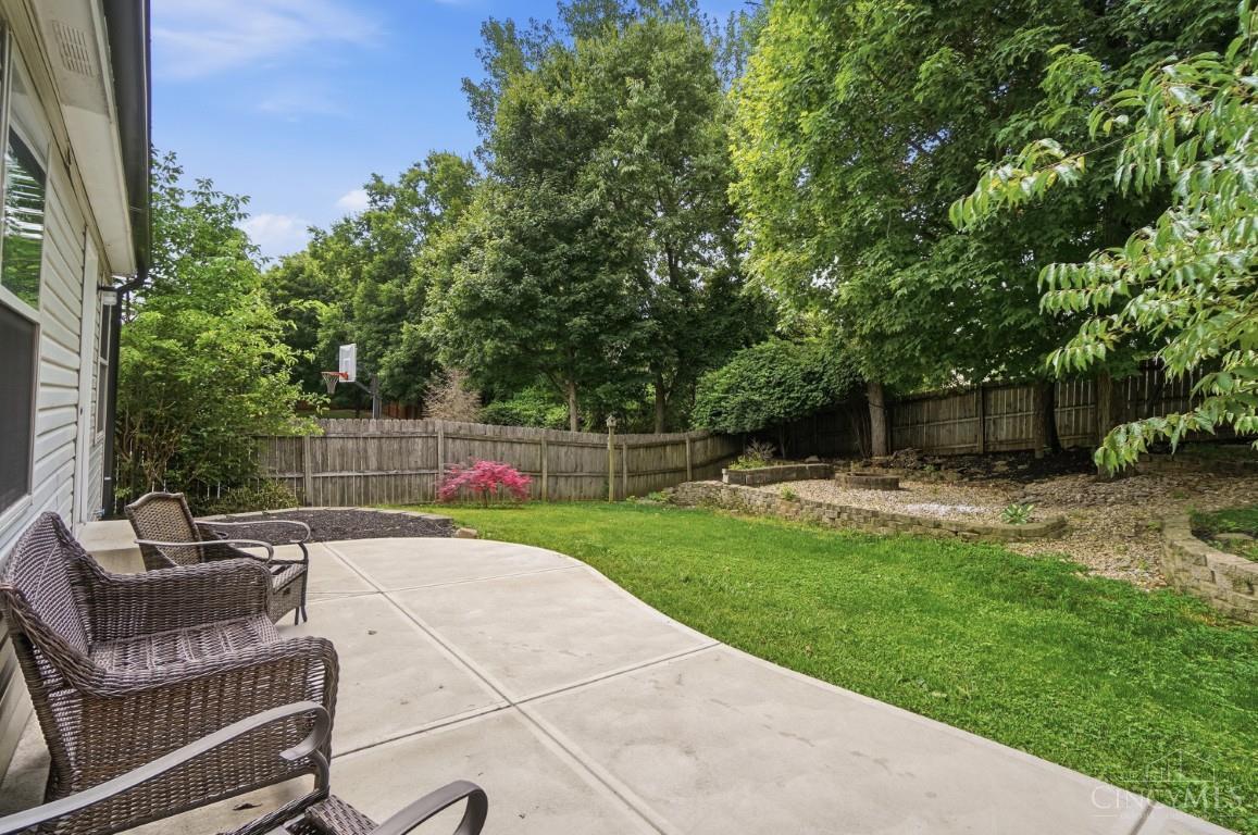 9575 Deer Track Road West Chester, OH 45069 - Photo 47 of 56