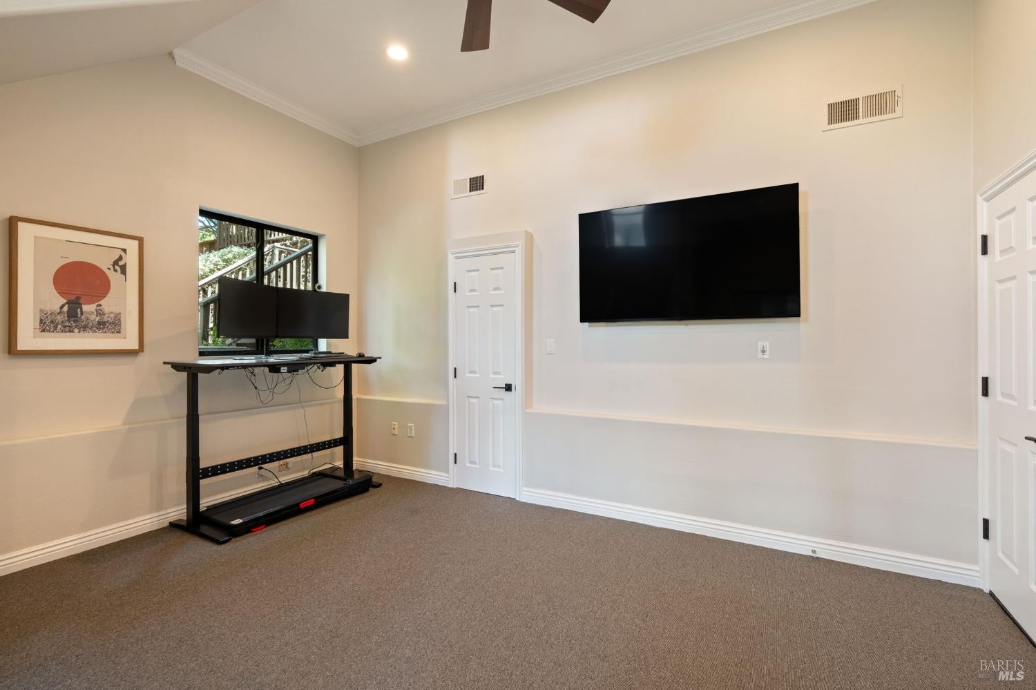 21 Newhall Drive San Rafael, CA 94901 - Photo 43 of 69 a living room with flat screen tv