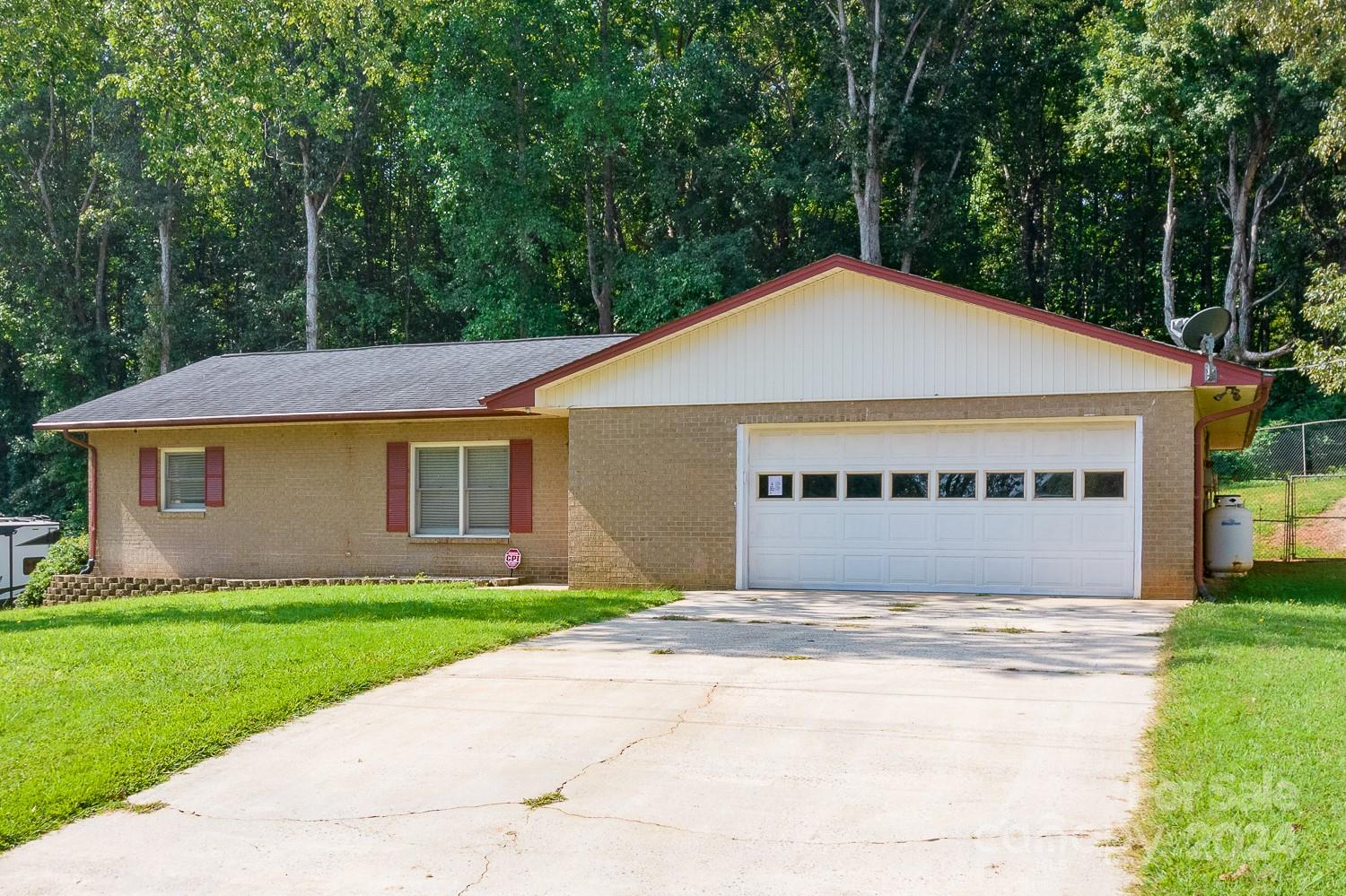 2275 Wagon Road Newton, NC 28658 - Photo 46 of 47 Gallery Image 46