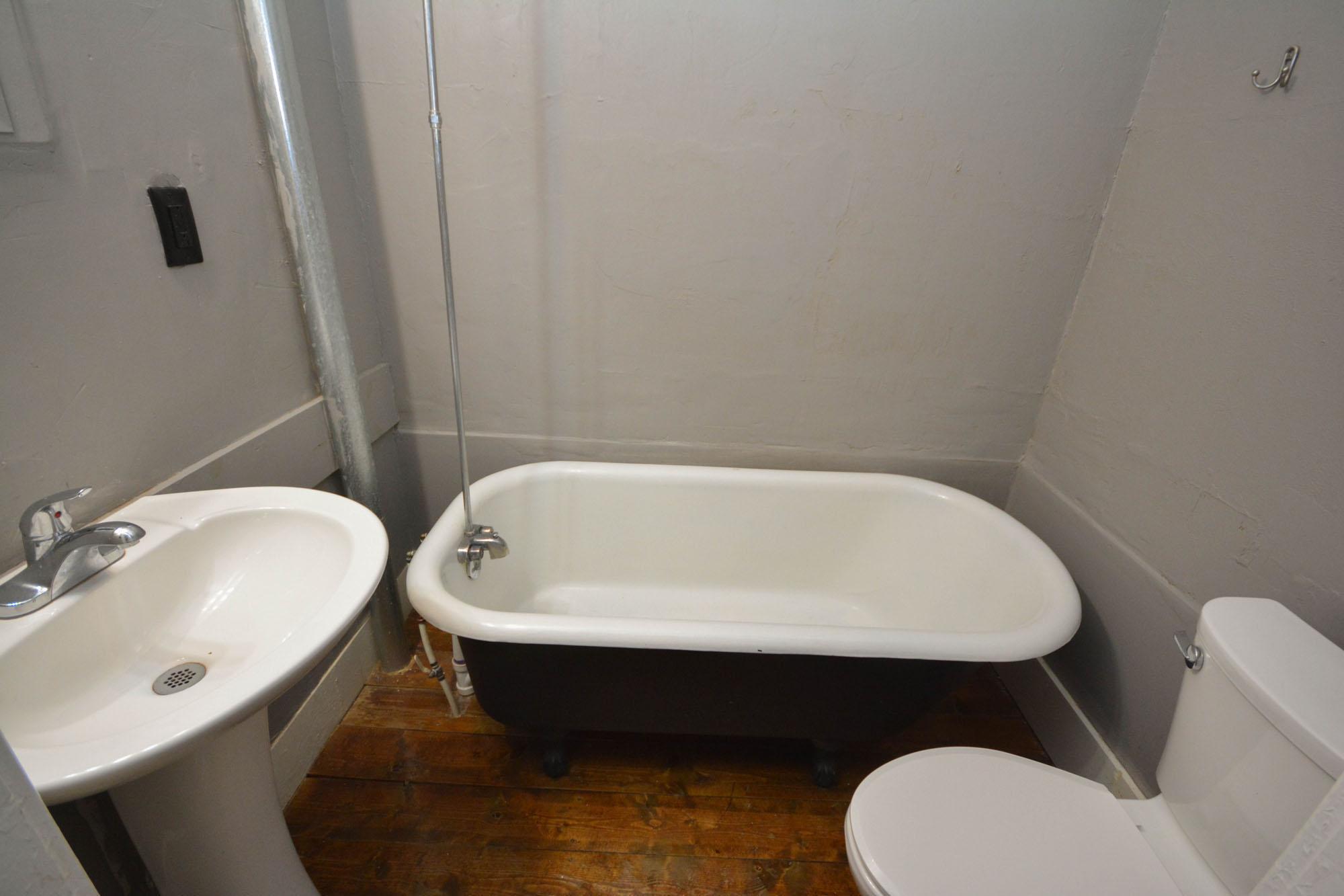 107 3rd Avenue Southwest Austin, MN 55912 - Photo 14 of 19