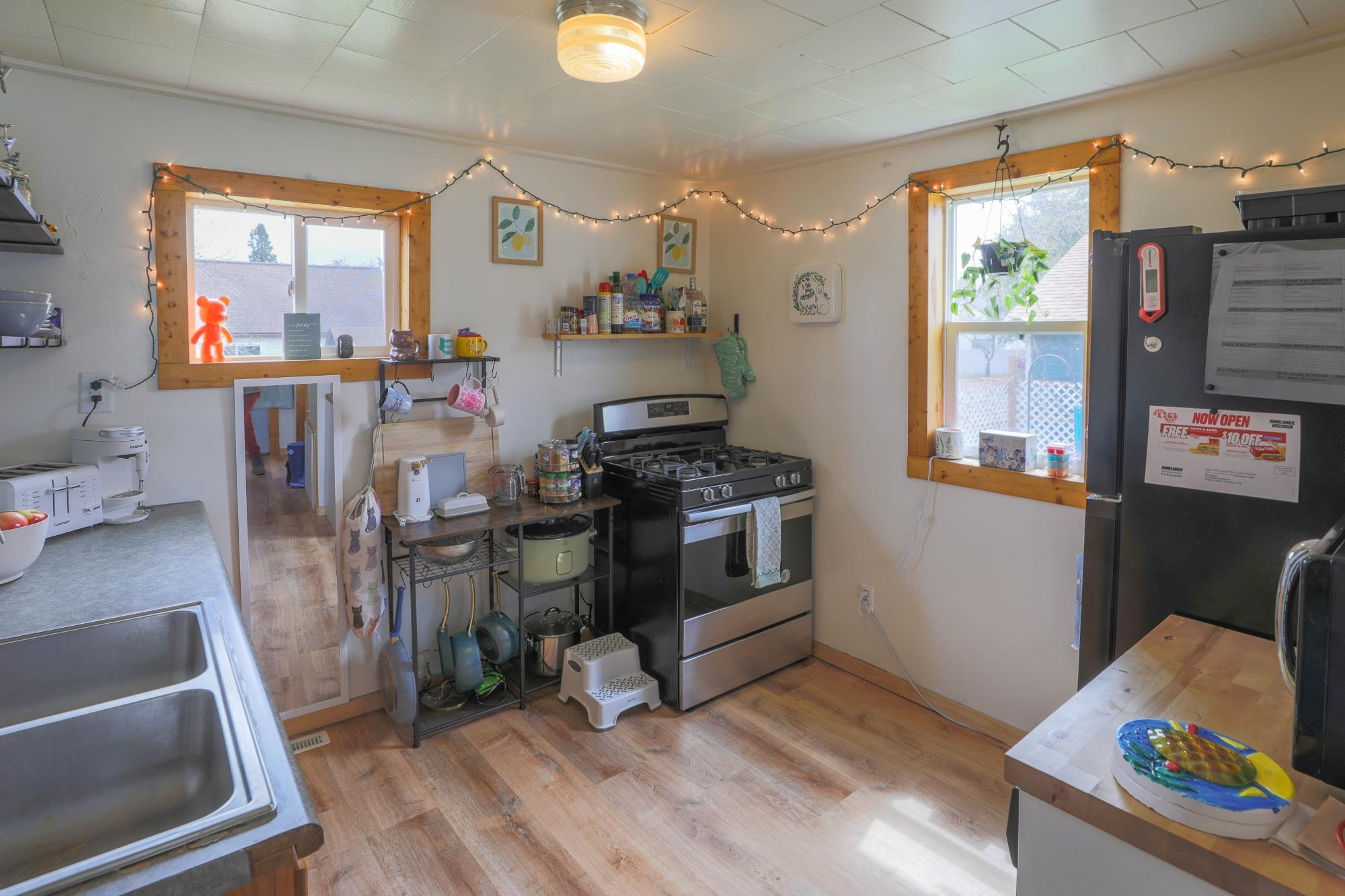 15 West Montrose Street Rhinelander, WI 54501 - Photo 4 of 23