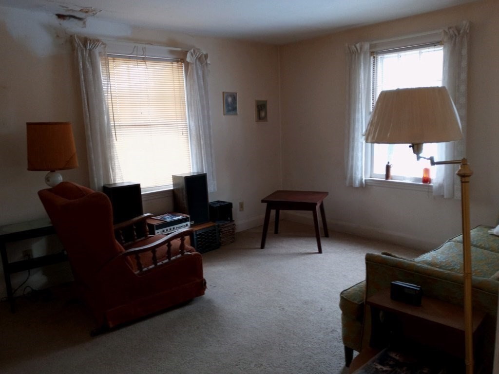 184 Winton Street Springfield, MA 01118 - Photo 6 of 12 Gallery Image 6