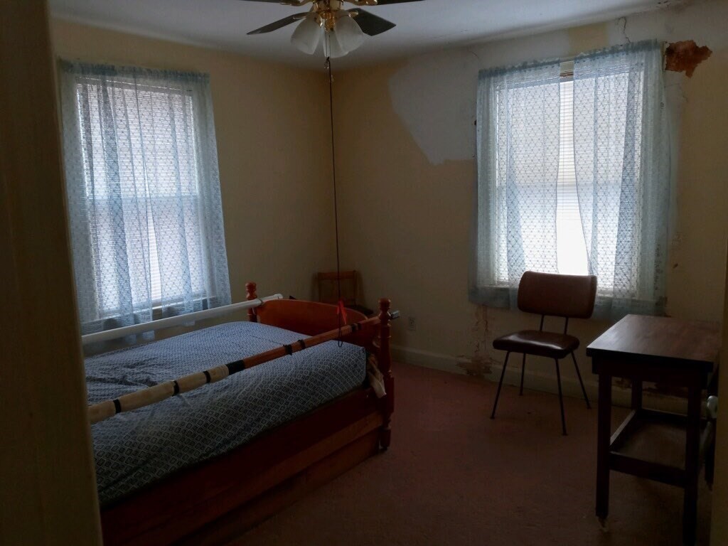 184 Winton Street Springfield, MA 01118 - Photo 8 of 12 Gallery Image 8