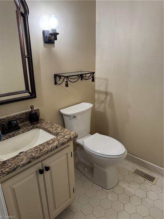 1805 Country Club Drive High Point, NC 27262 - Photo 20 of 25