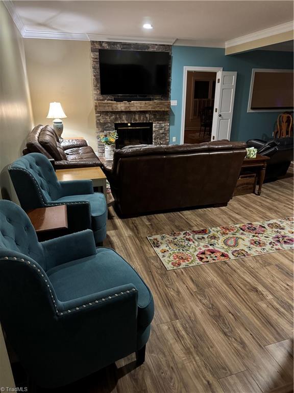 1805 Country Club Drive High Point, NC 27262 - Photo 4 of 25